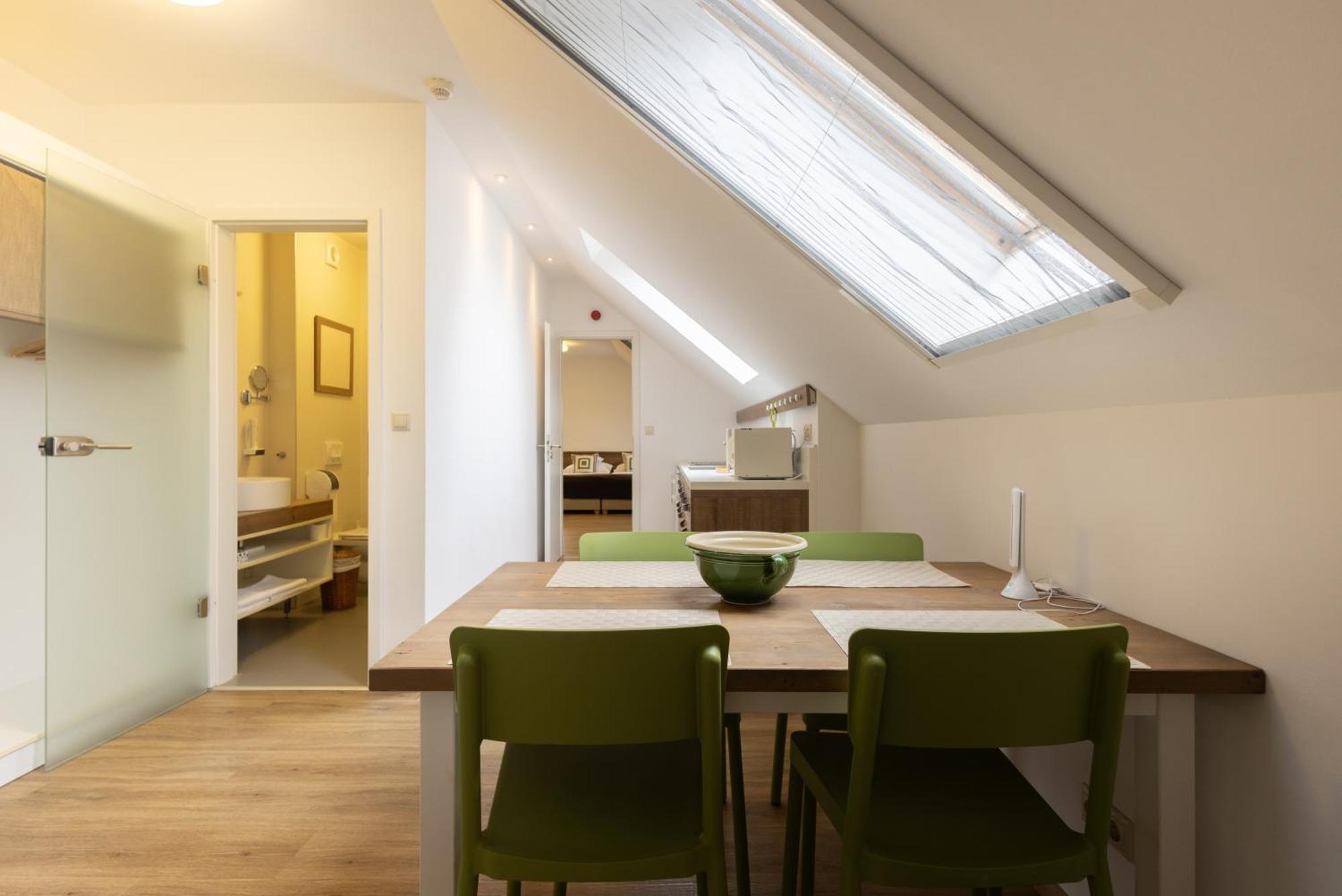 Small Twin Room