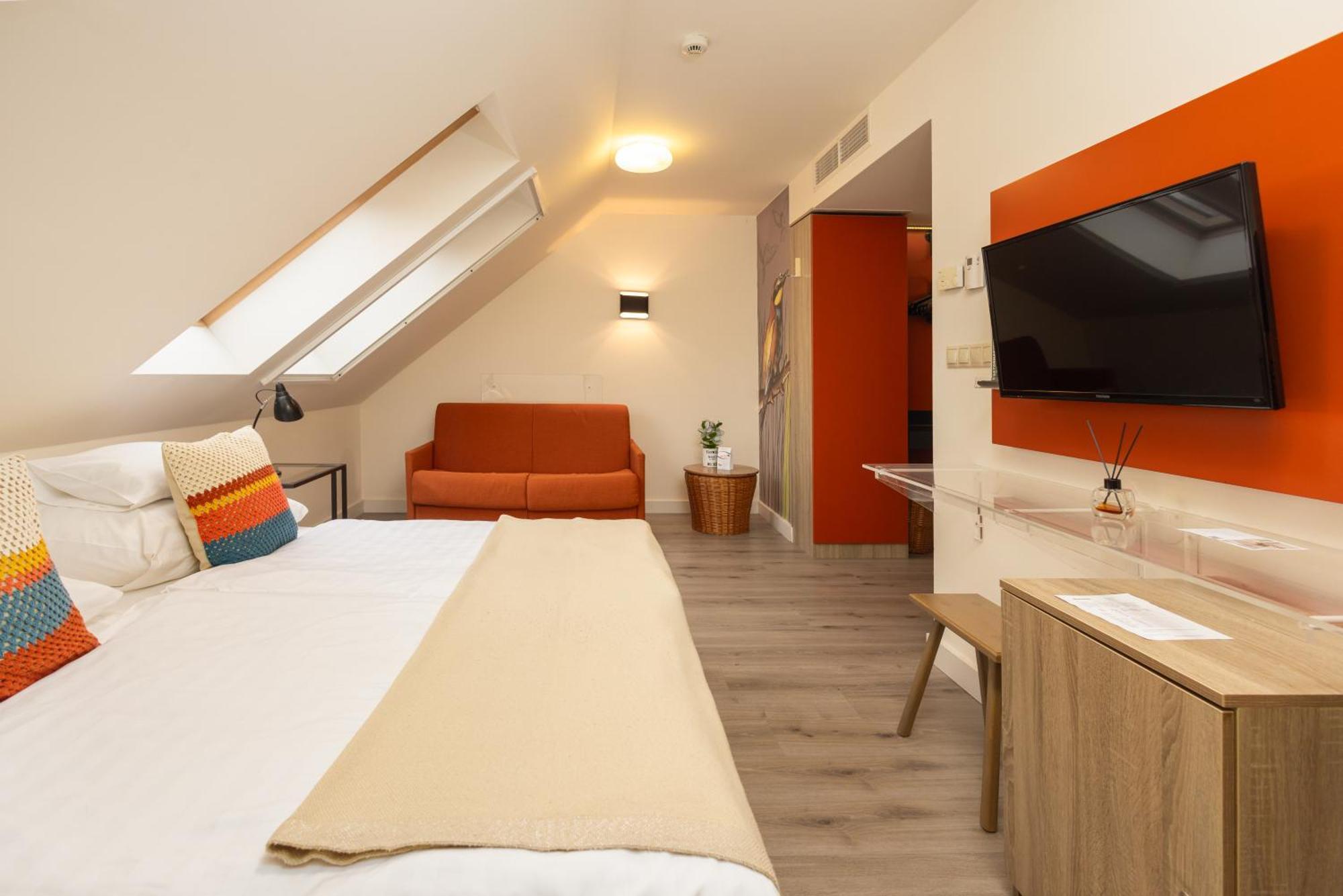 Small Twin Room