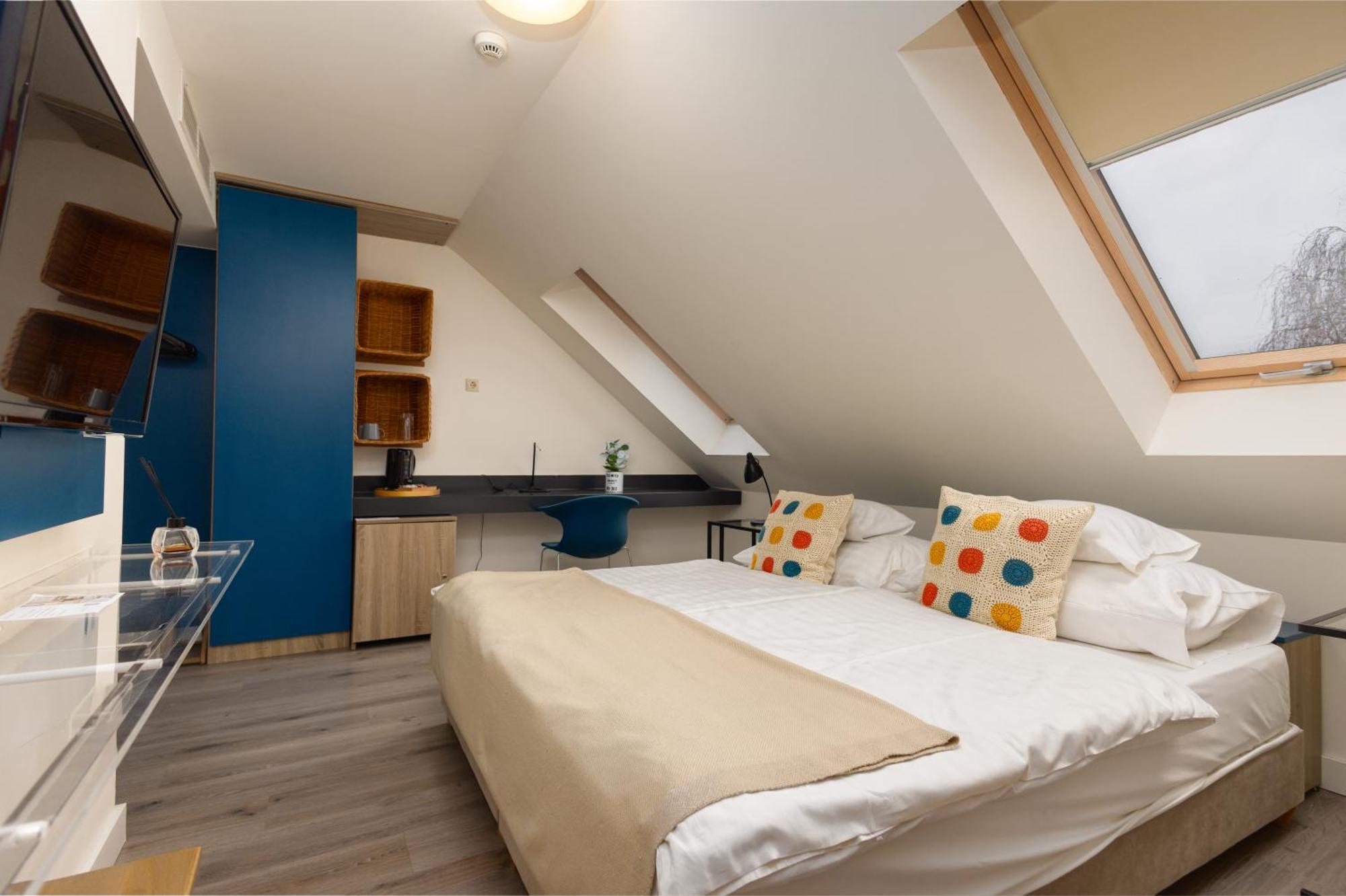Small Twin Room