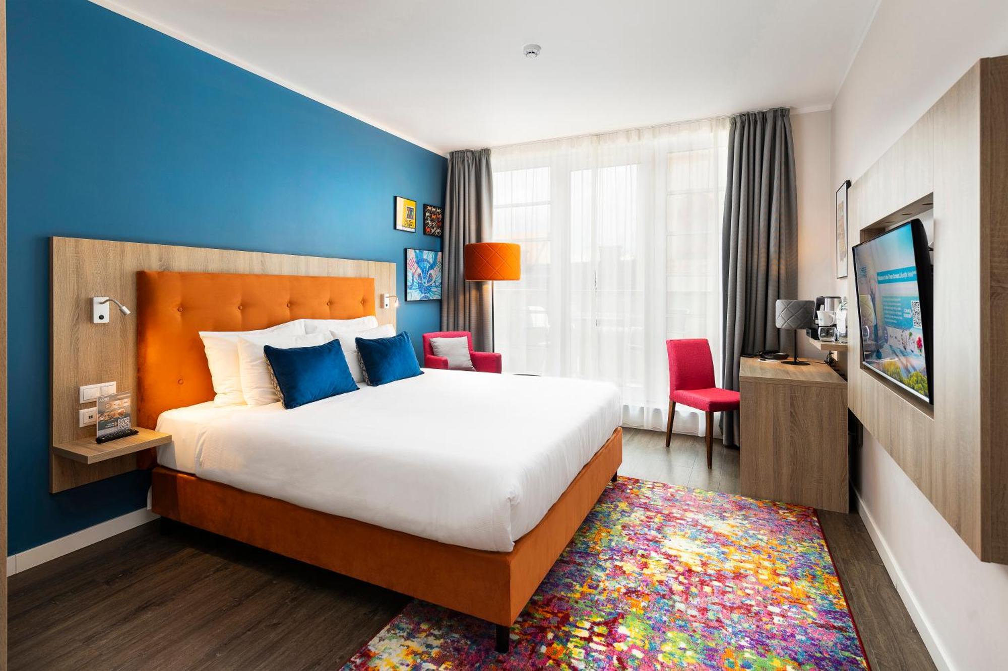 Premium Double Room Balcony,1666054962:JPEG
