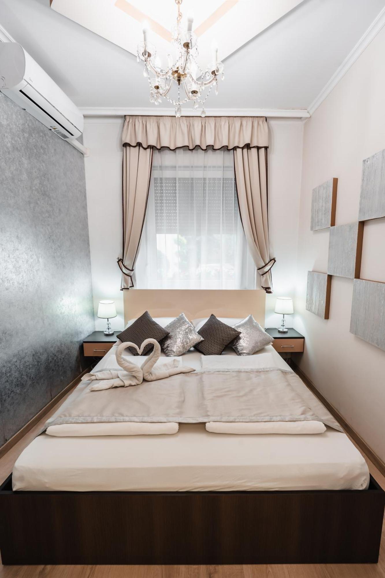 Standard Double Room Two Double Beds