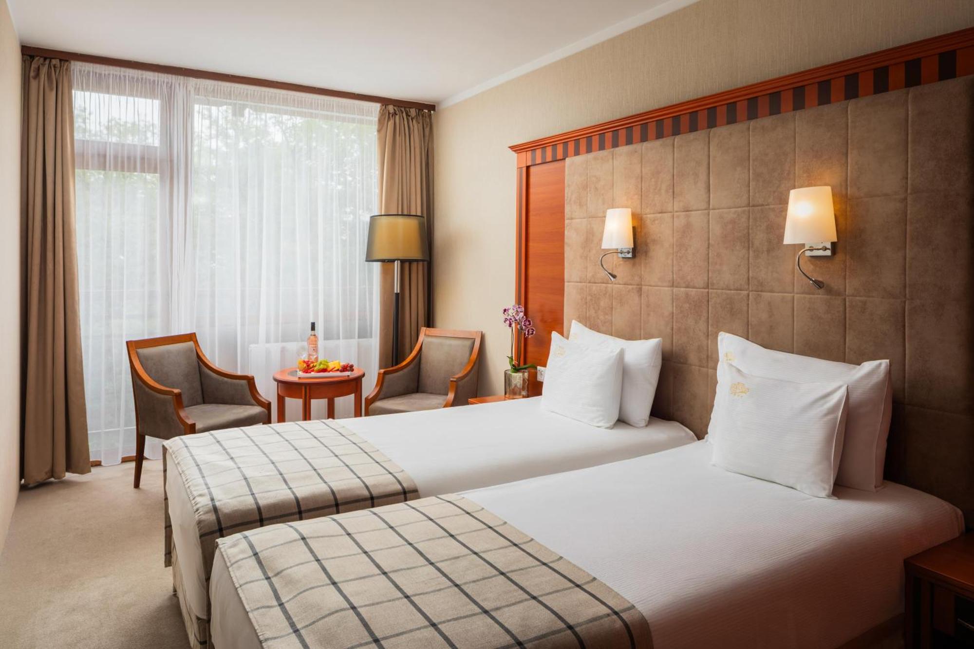 Standard Premium Double or Twin Room Forest View