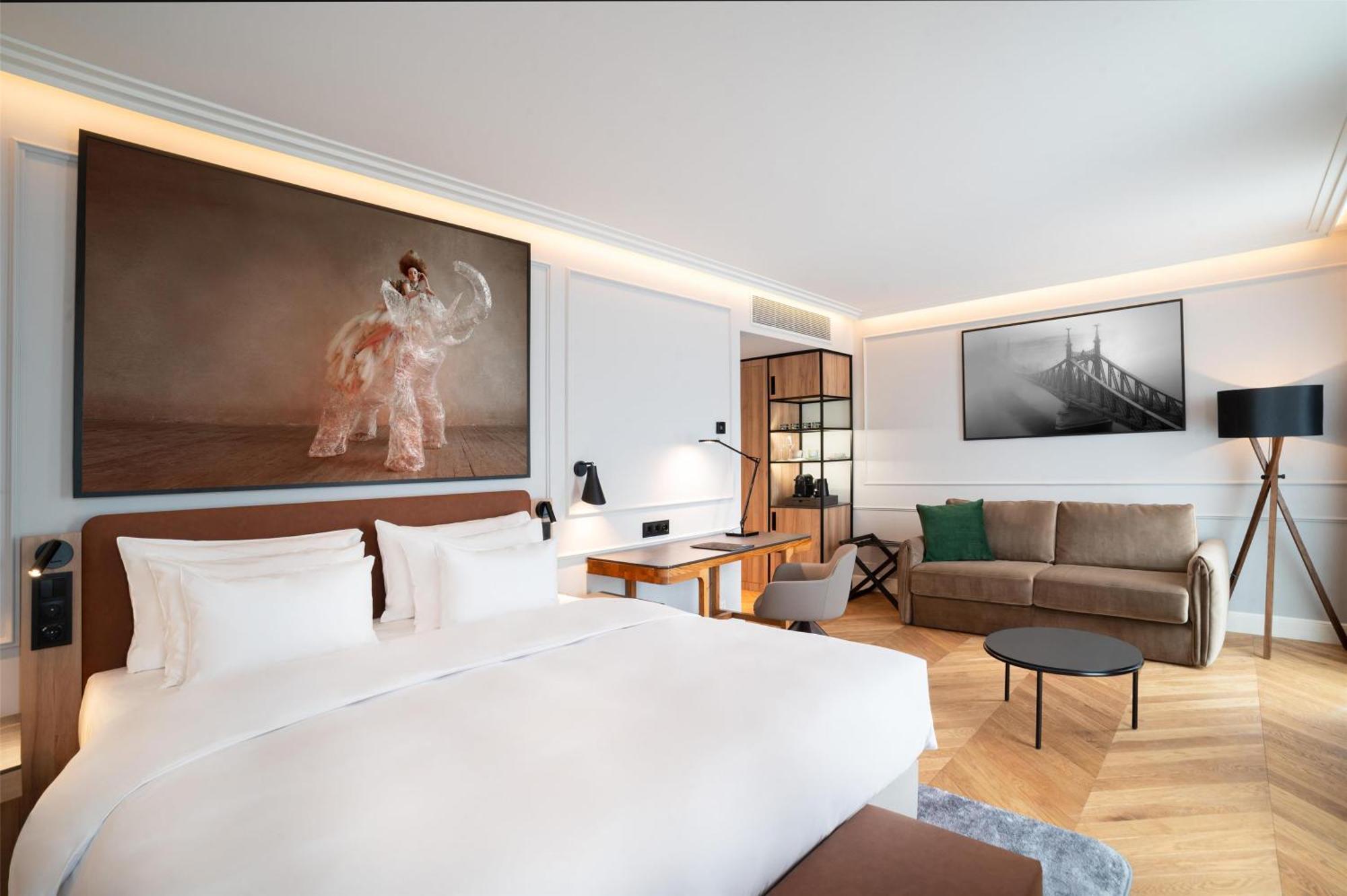Junior Suite,1702394171:JPEG