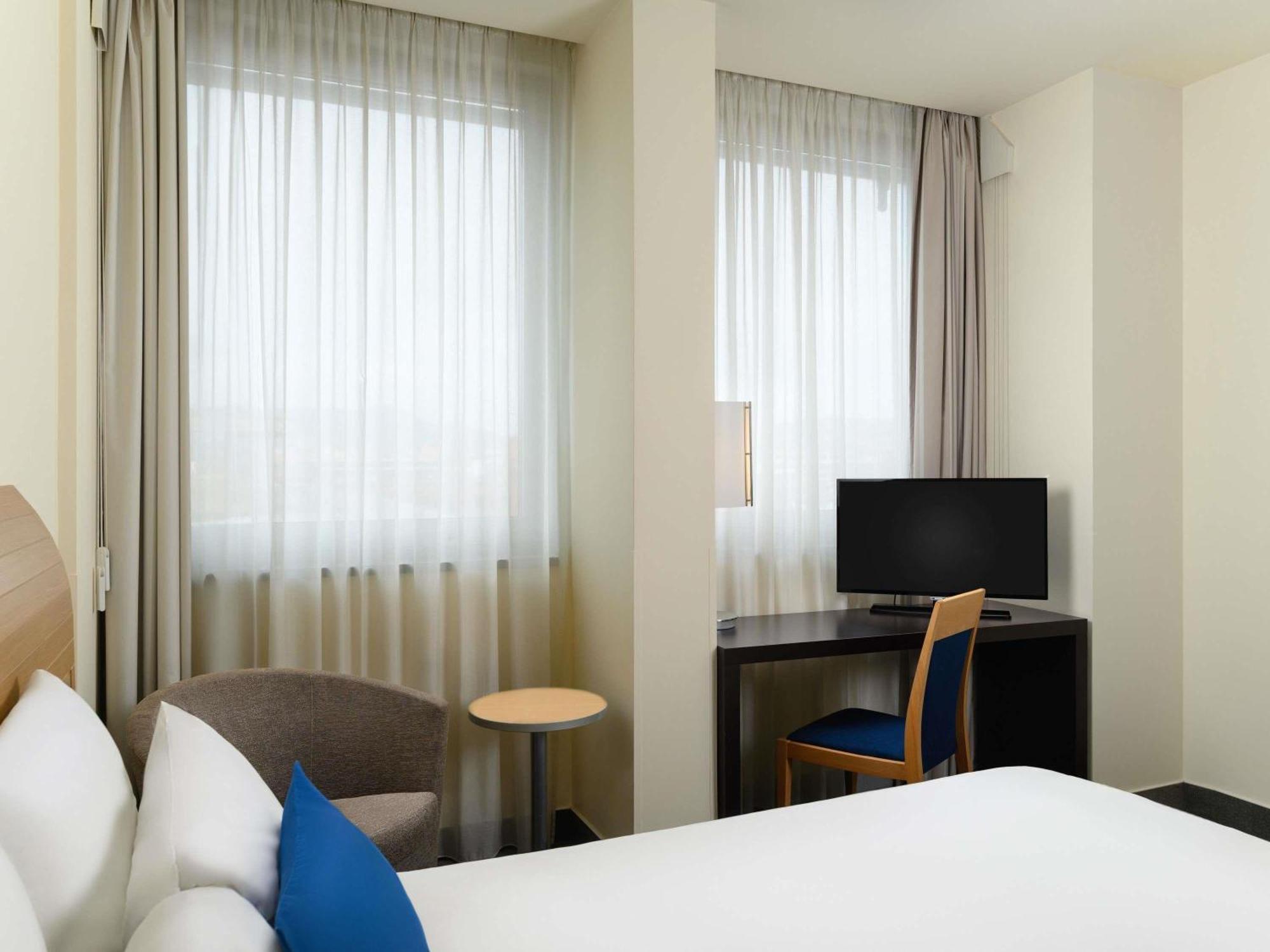 Superior Double Room,1729987070:JPEG
