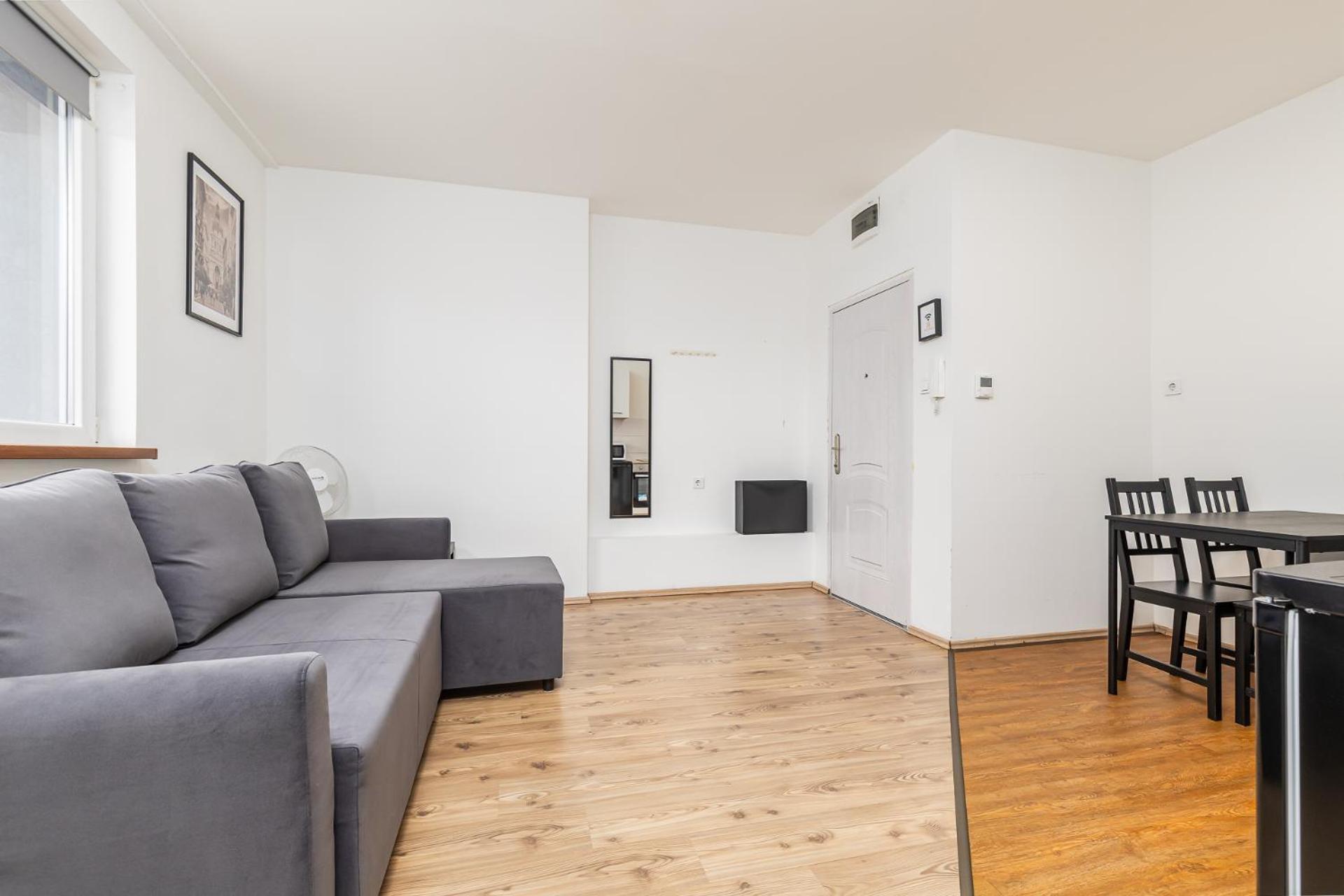 One-Bedroom Apartment Garden View,1718615423:JPEG