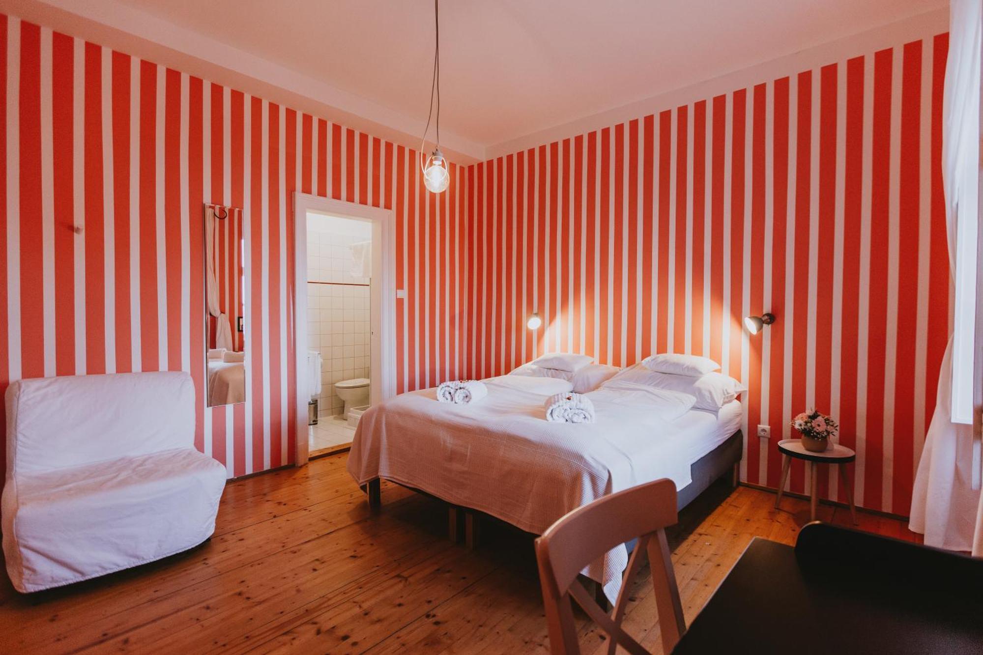 Deluxe Double Room Extra Bed