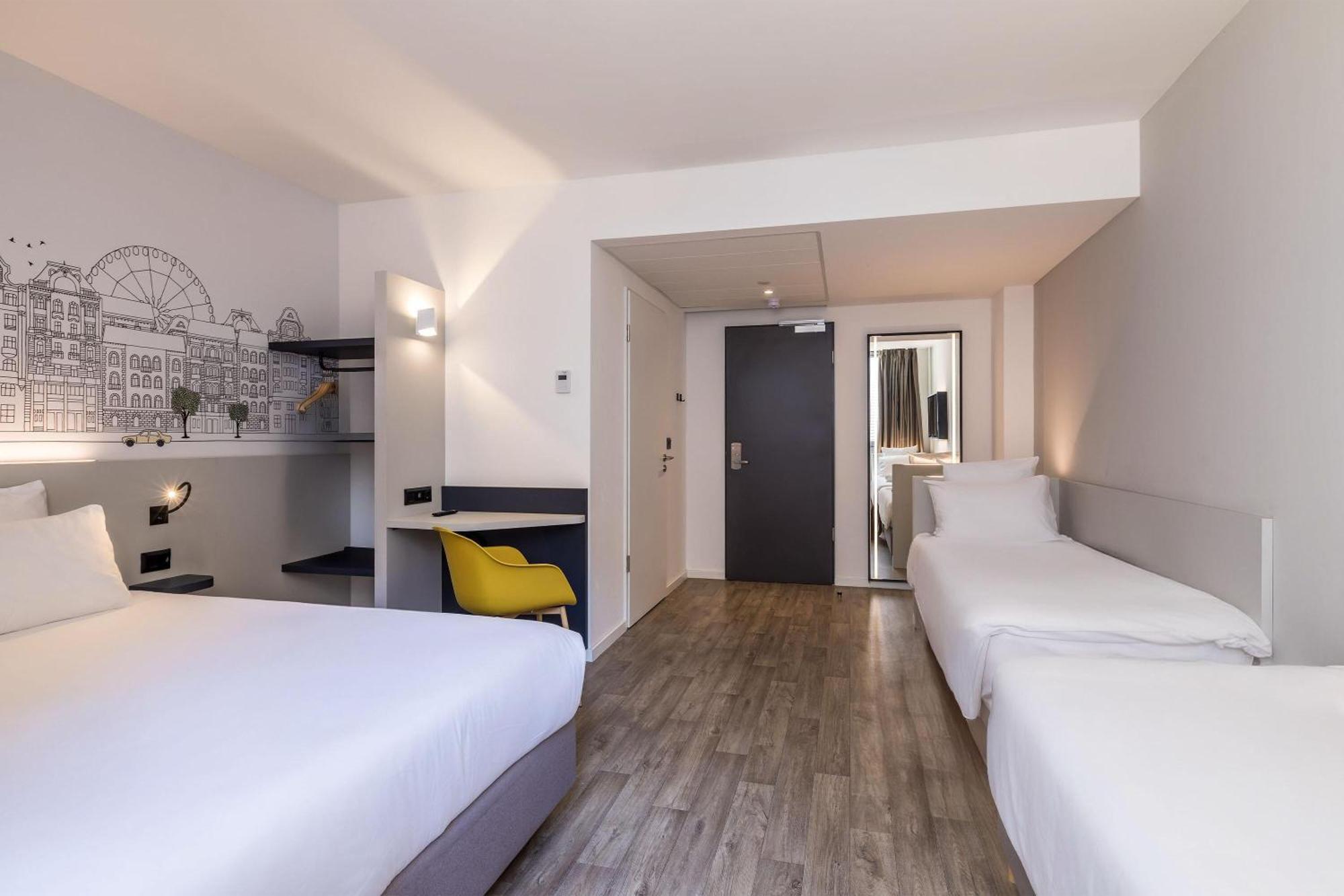 Quadruple Room,1743437633:JPEG