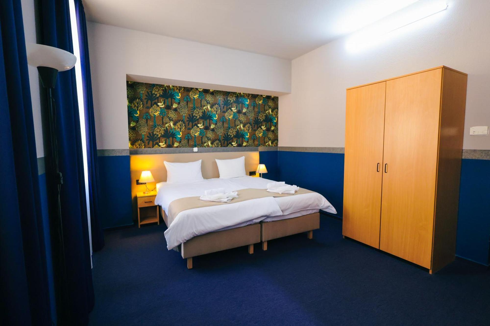 Standard Twin Room,1765213897:JPEG