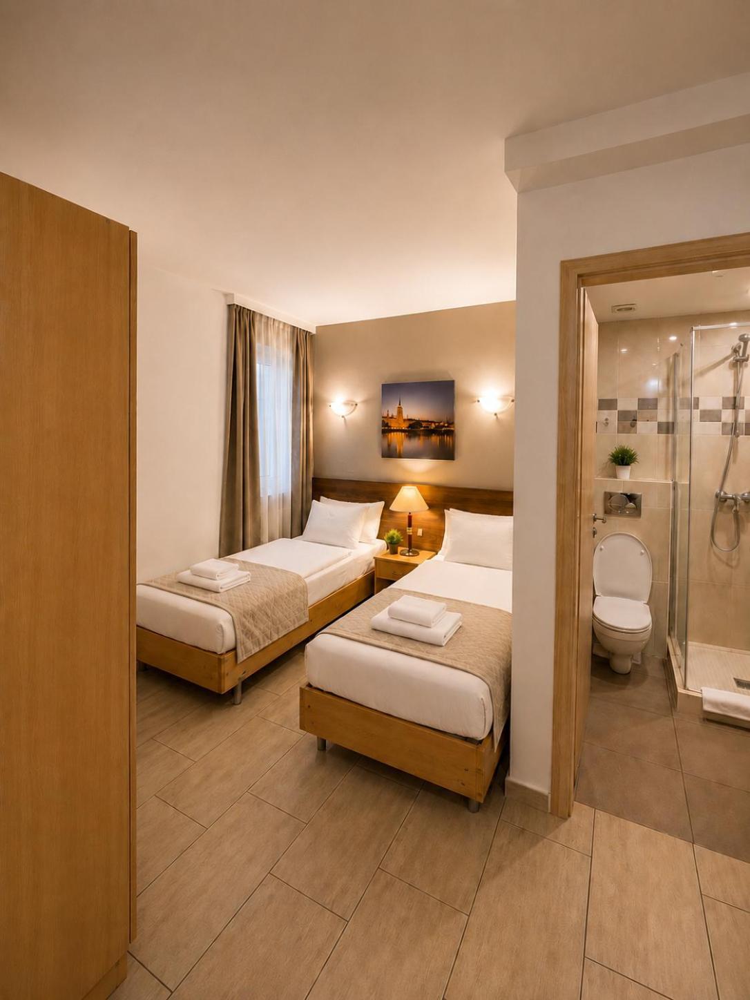 Triple Room