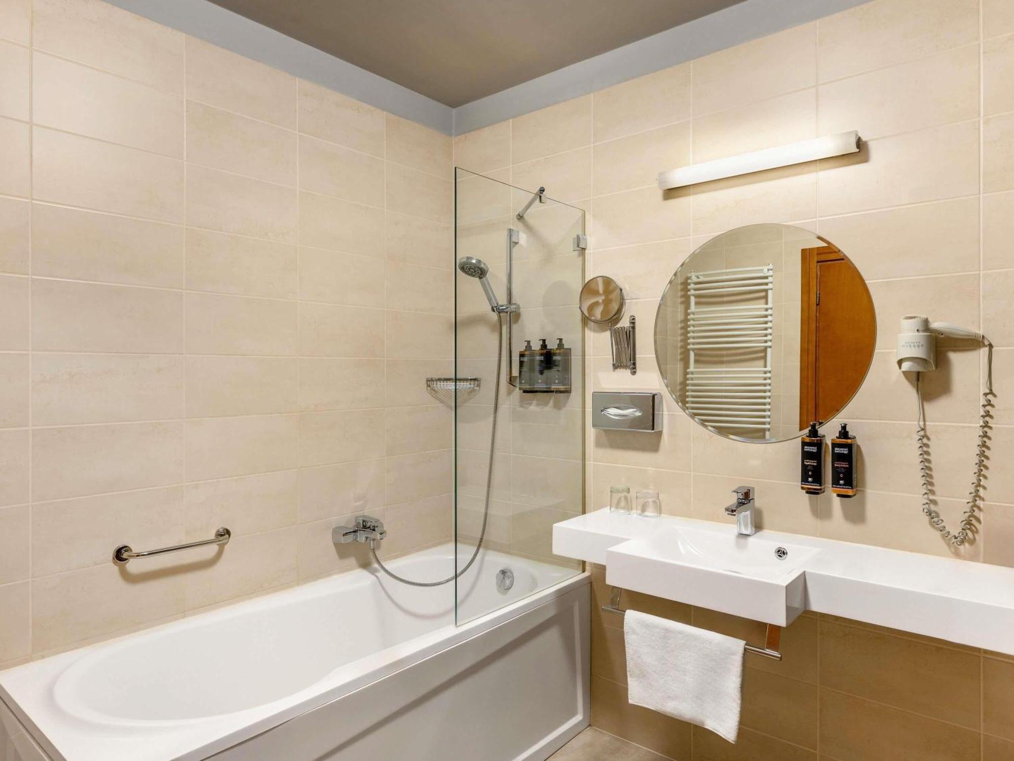 Privilege Twin Room