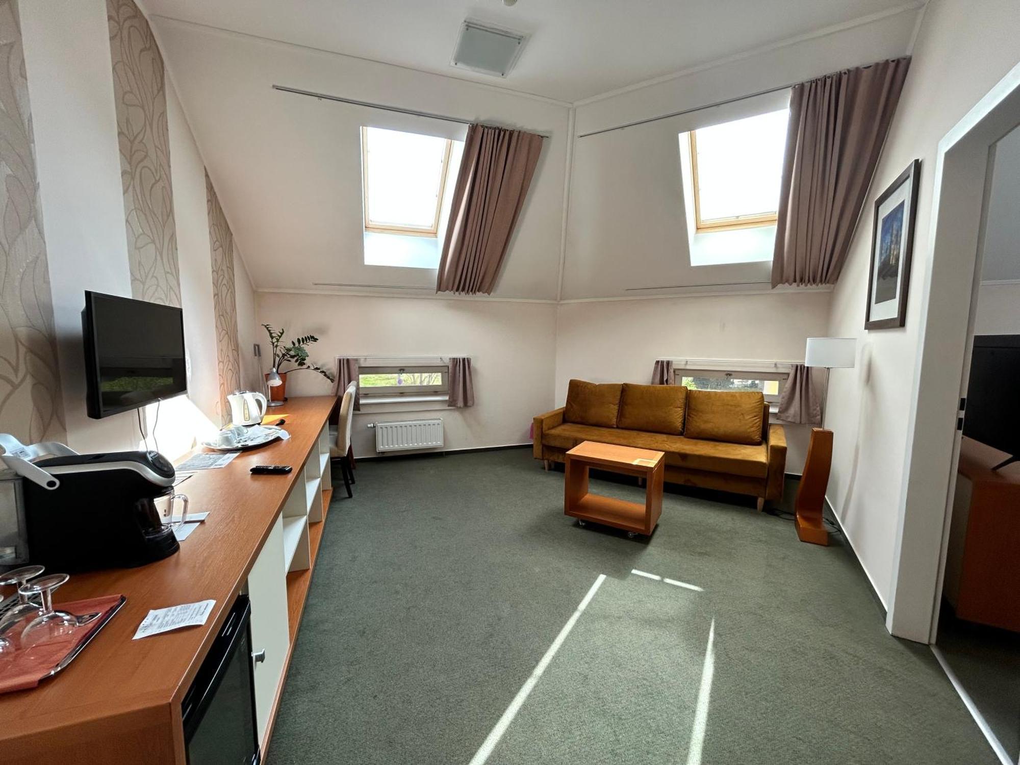 One-Bedroom Suite