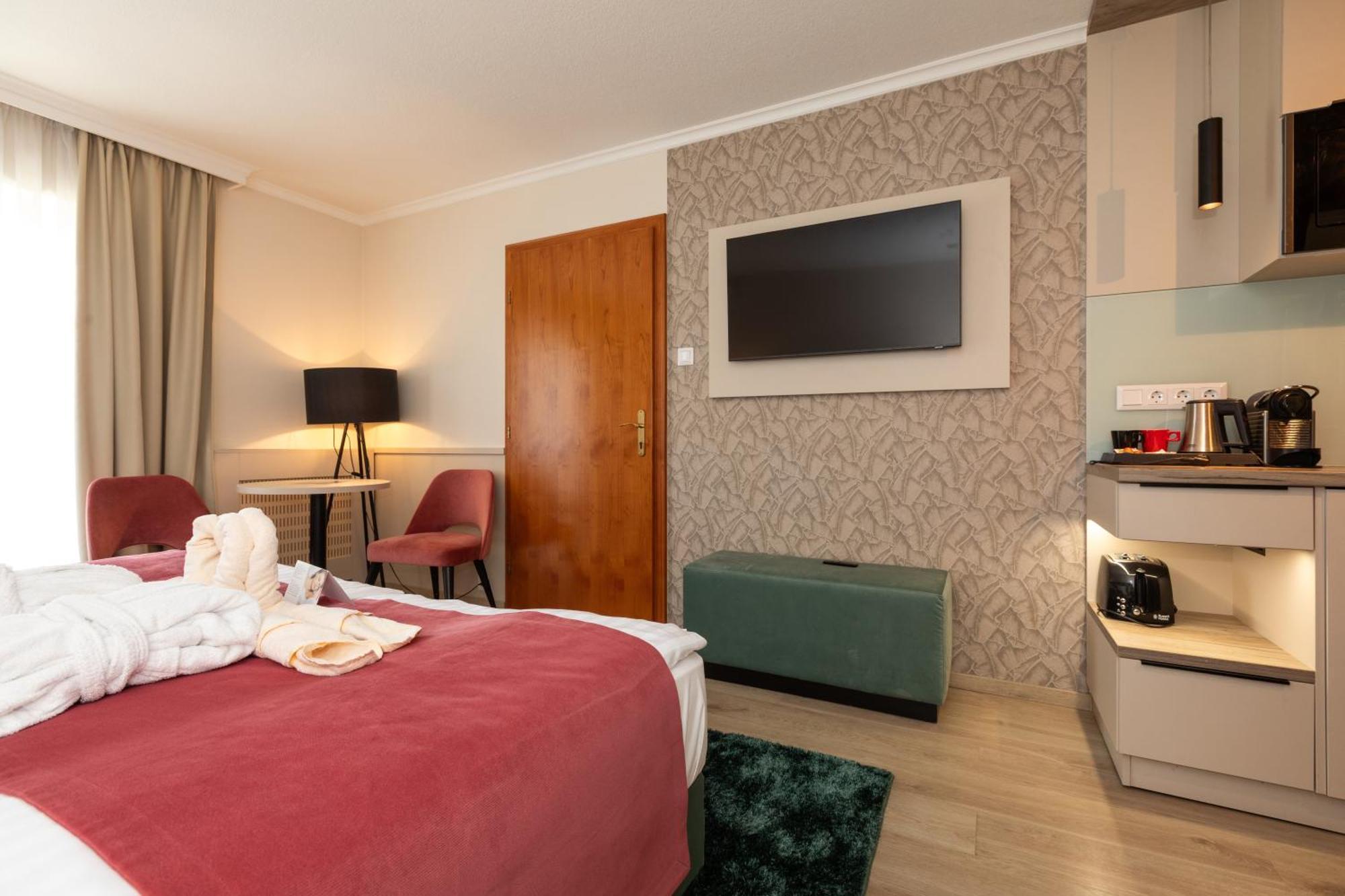 Deluxe Apartment