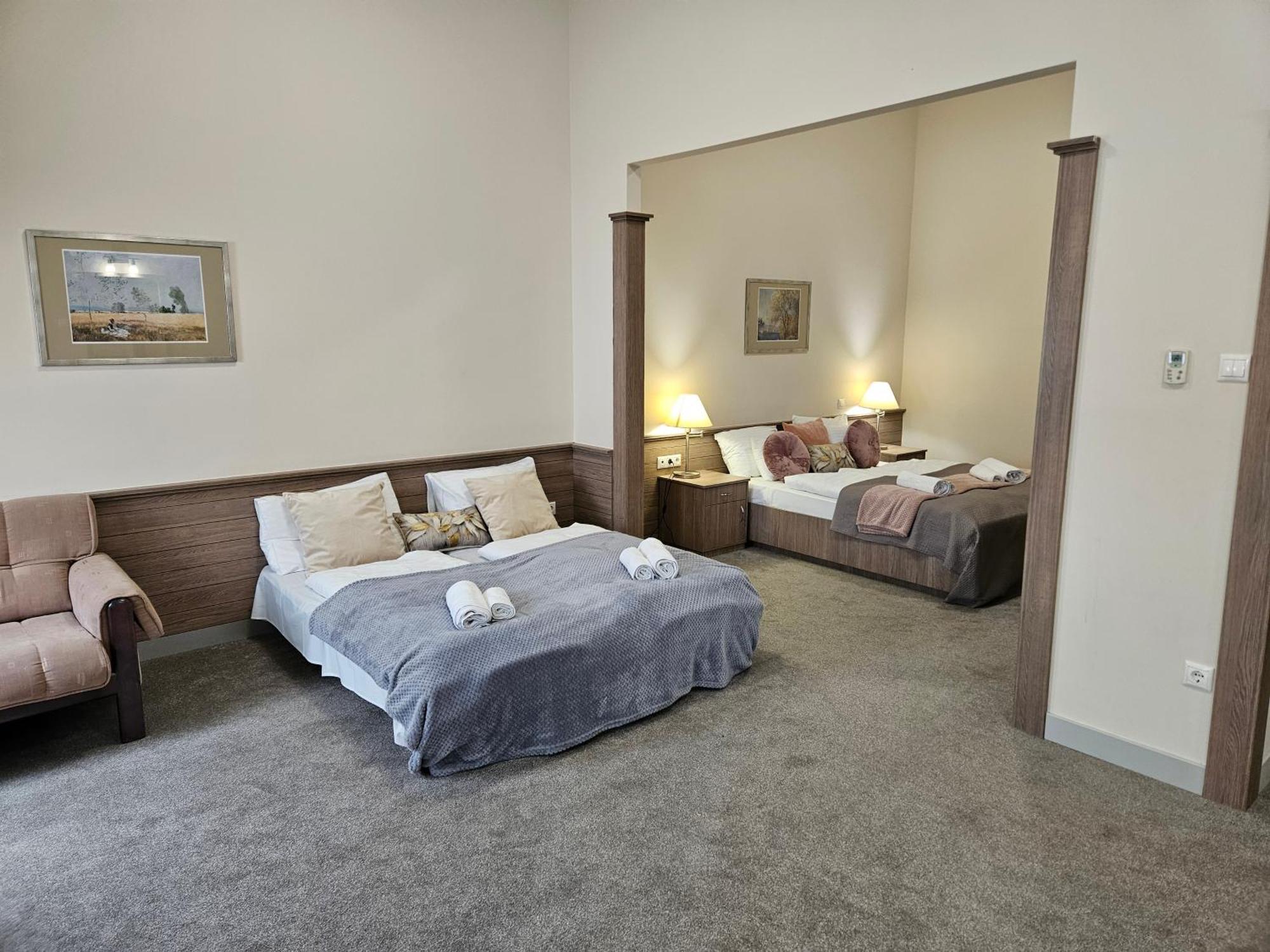 One-Bedroom Suite