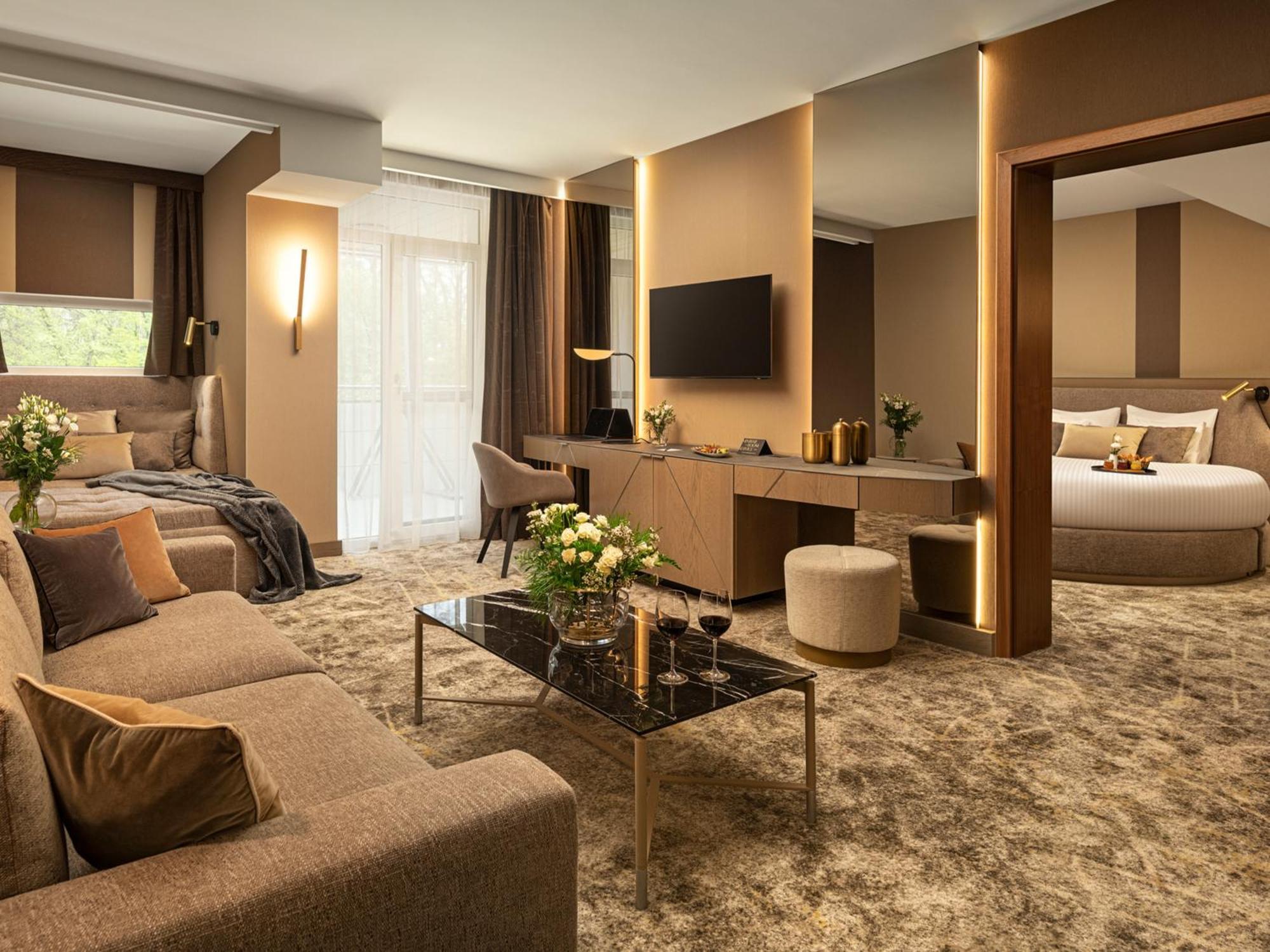 Premium Superior Suite