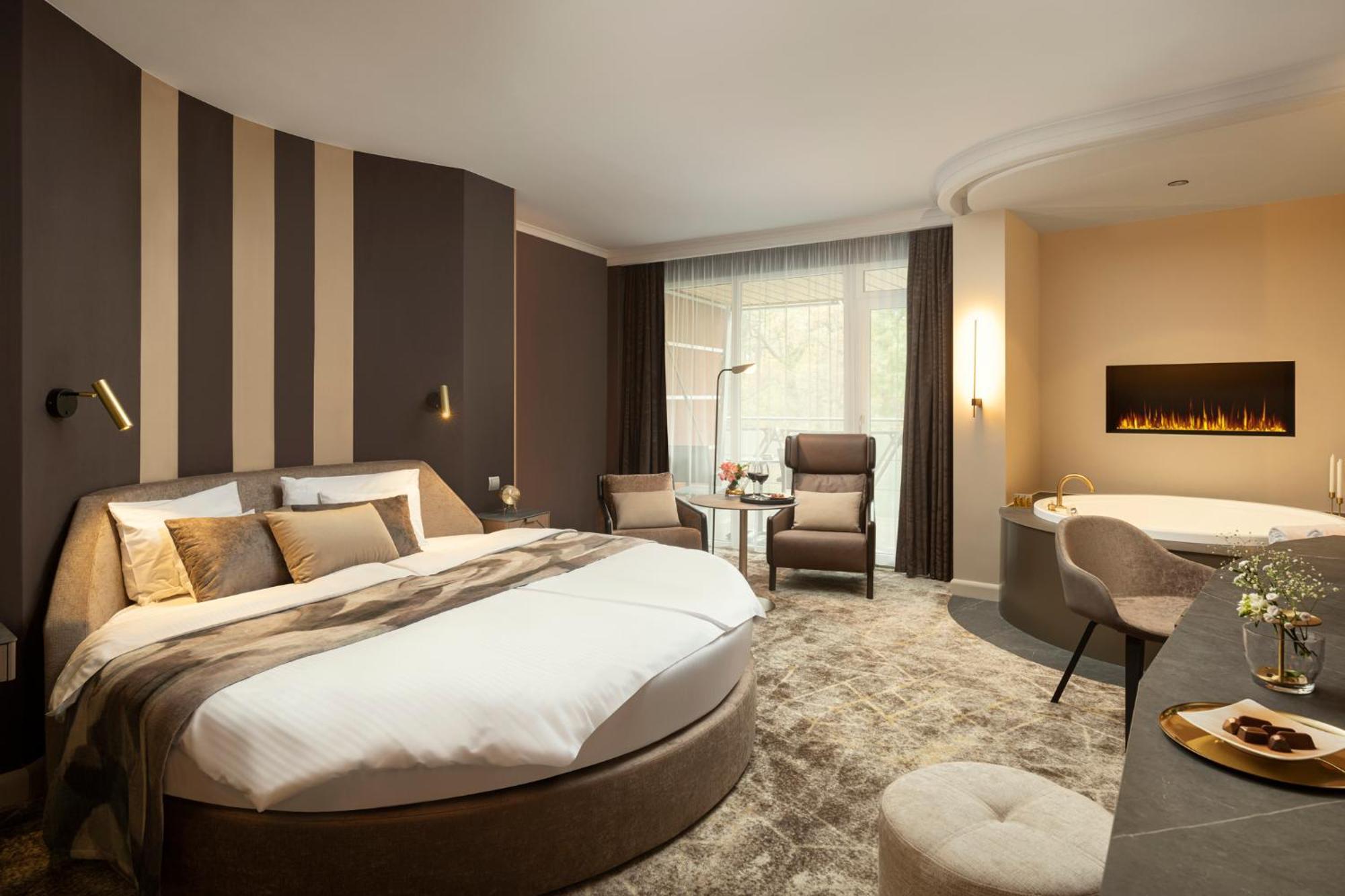 King Superior Double Room