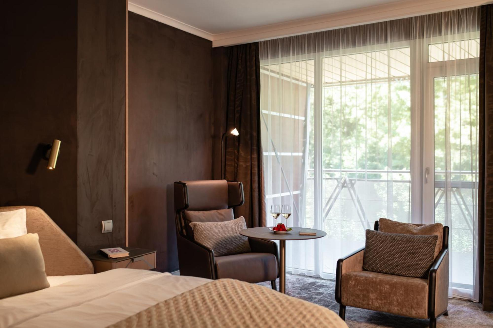 King Superior Double Room