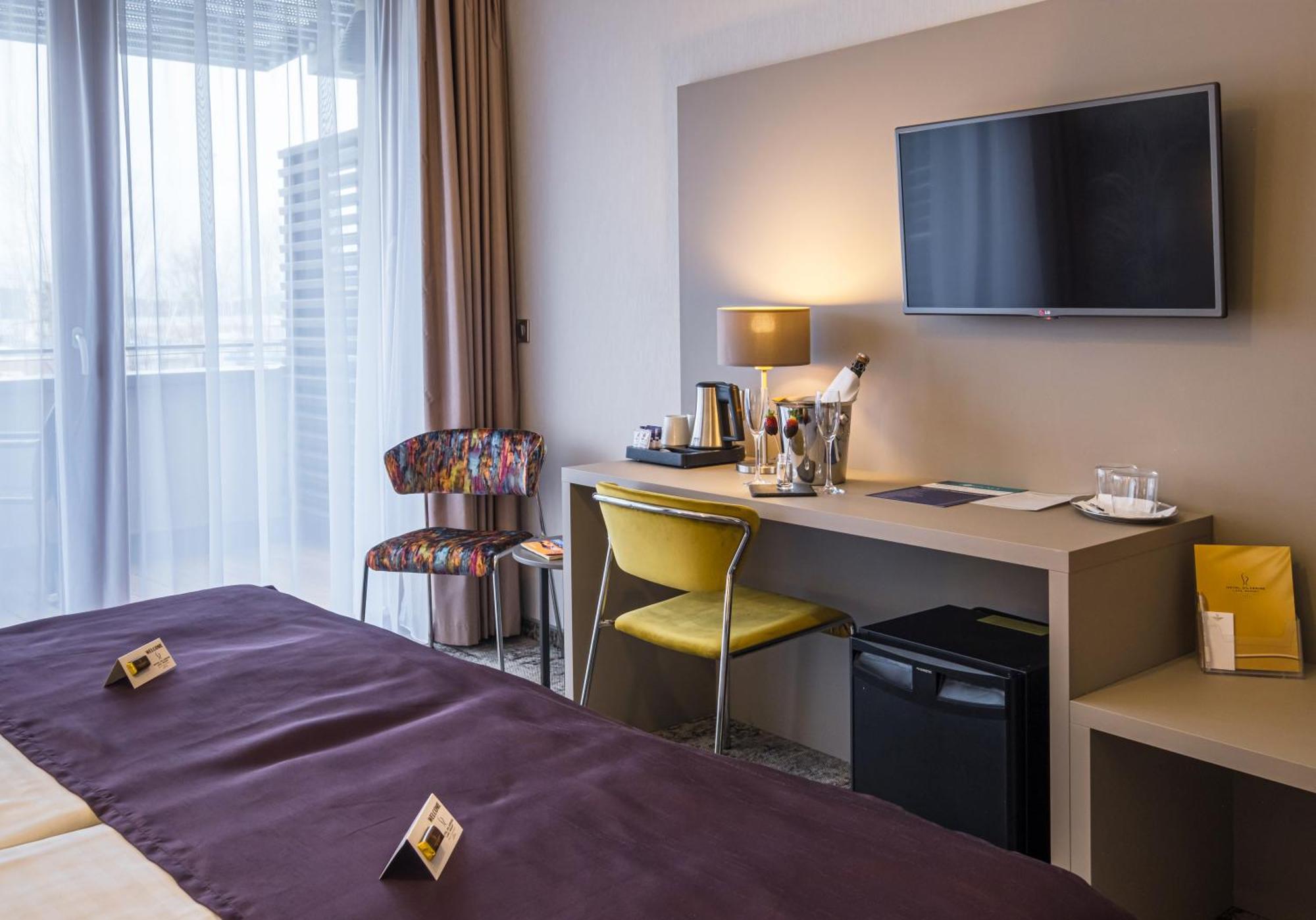 Deluxe Double or Twin Room Partial Lake View