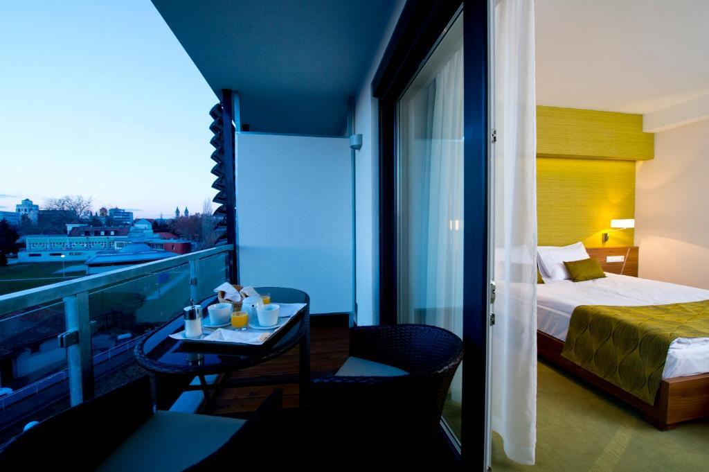 Premium Double or Twin Room