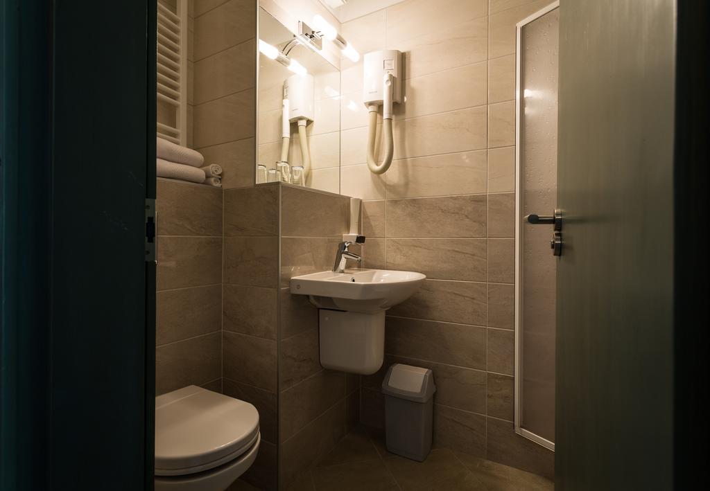 Quarto Duplo Standard