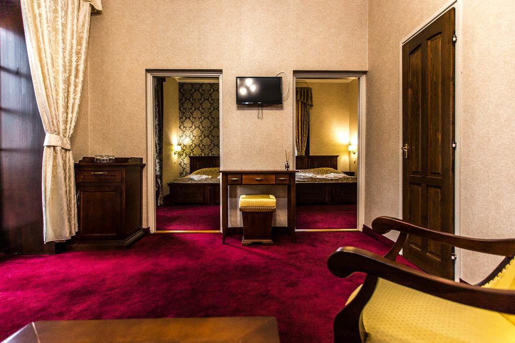 Two-Bedroom Suite Terrace