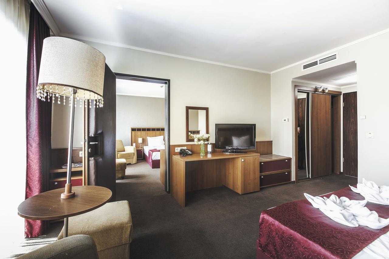 Standard Connecting Room Balcony