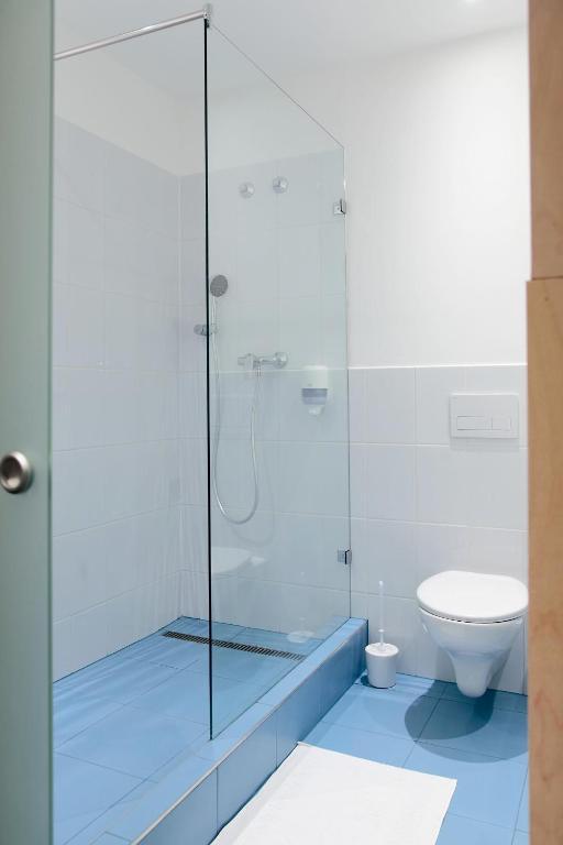 Double Room with Private Bathroom,57101425:JPEG