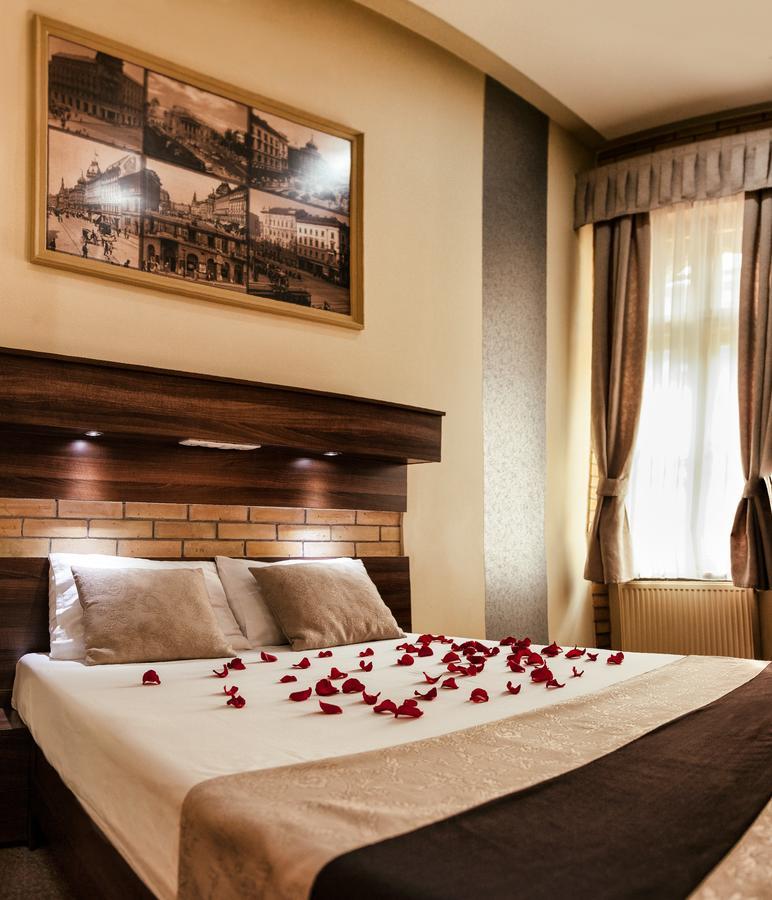 Double or Twin Room,636547053:JPEG