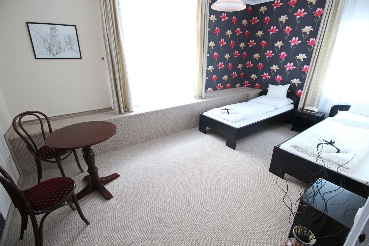 Triple Room Private Bathroom