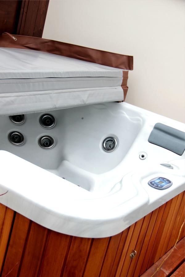 Deluxe Double Room Jacuzzi