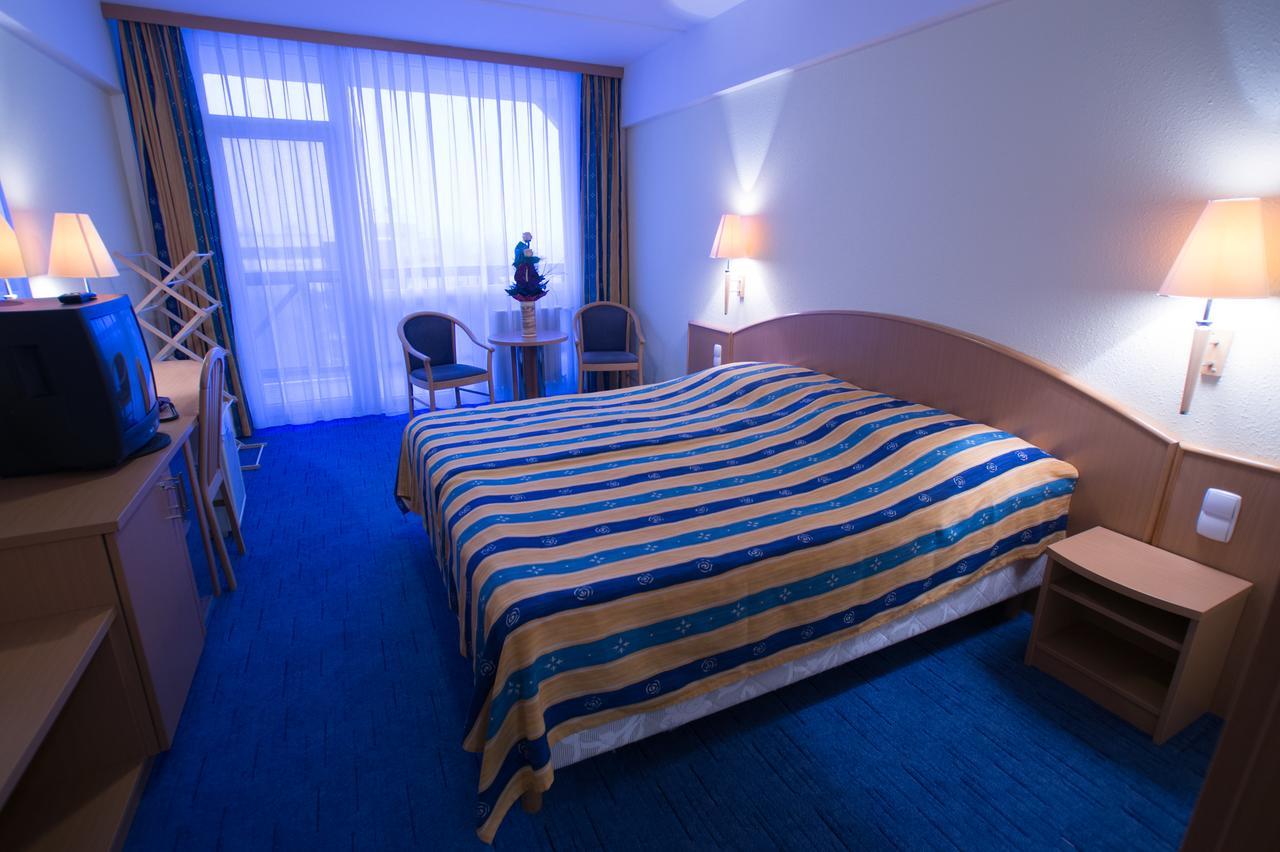 Standard Double Room,644802336:JPEG