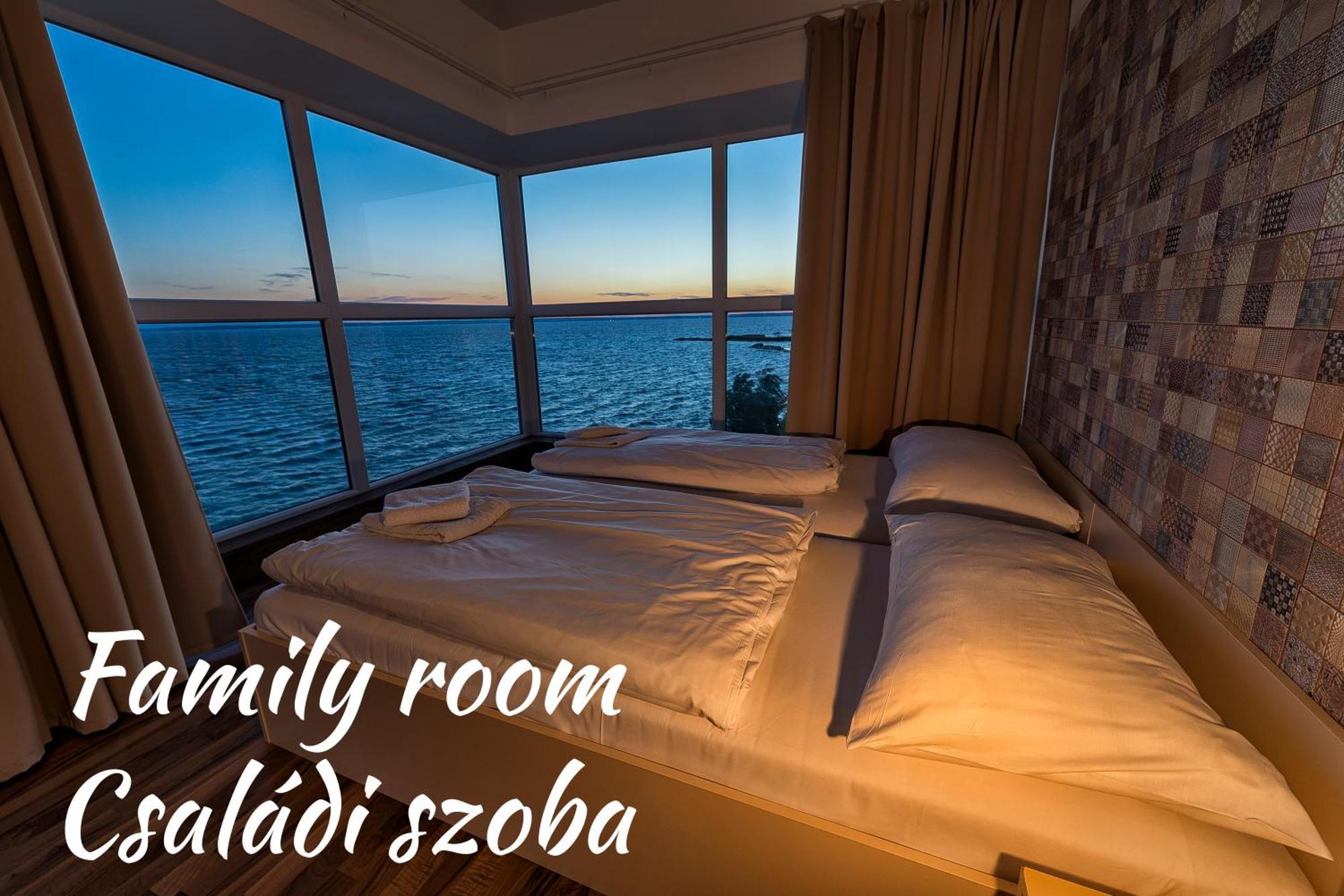 Family Room Lake View