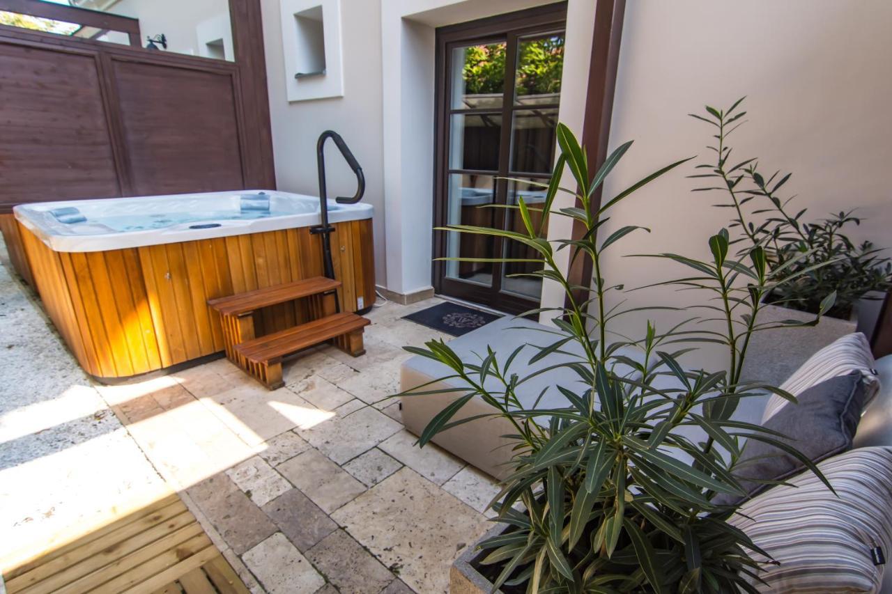 Deluxe Double Room Jacuzzi