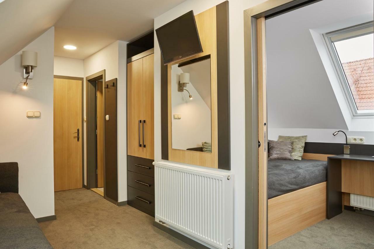 Standard Family Room