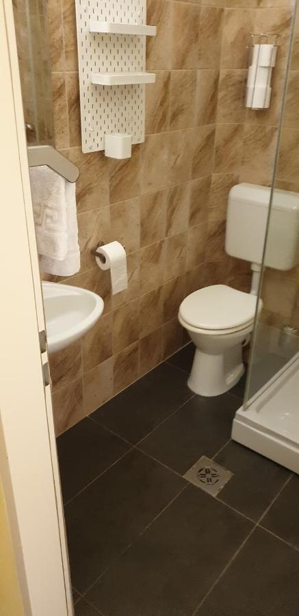 Standard Twin Room,932373310:JPEG
