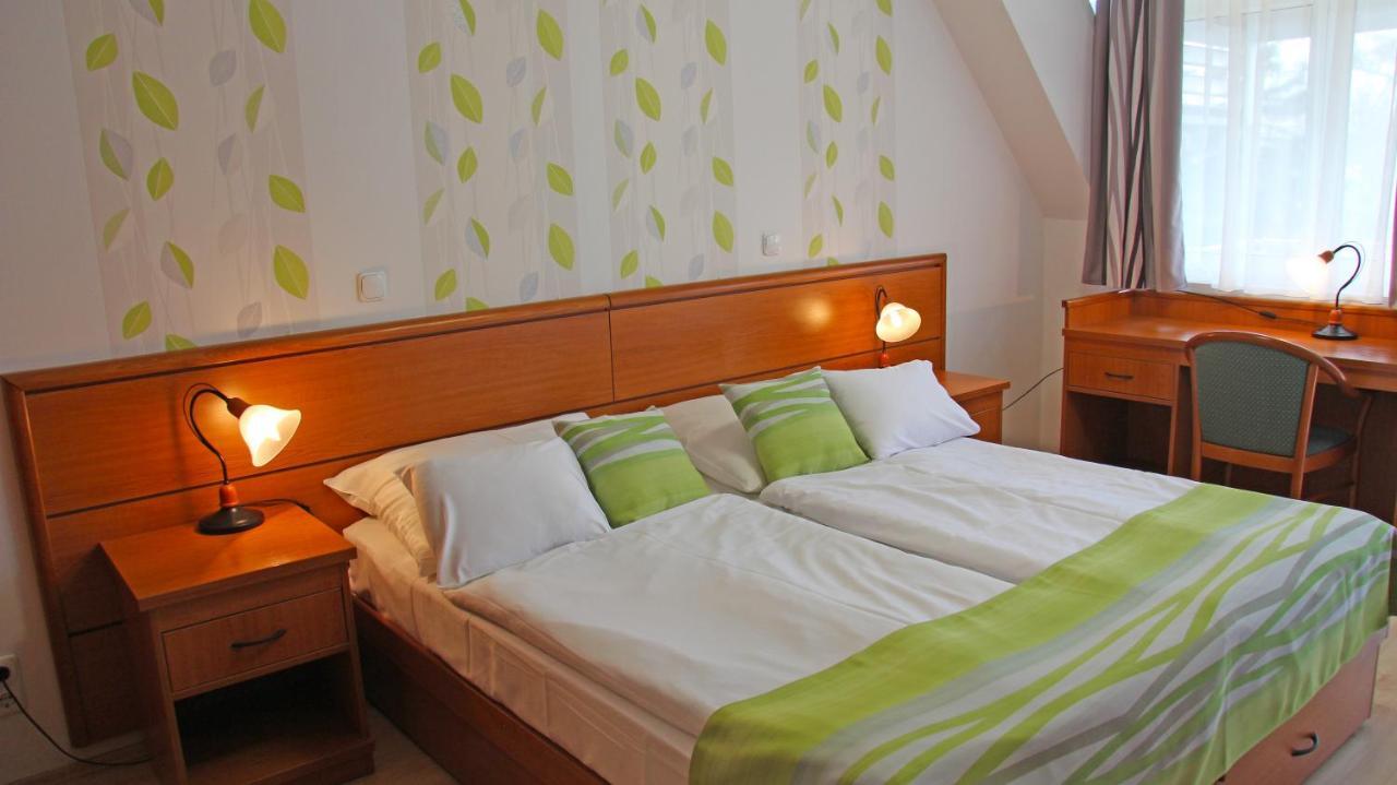 Triple Room Bathroom