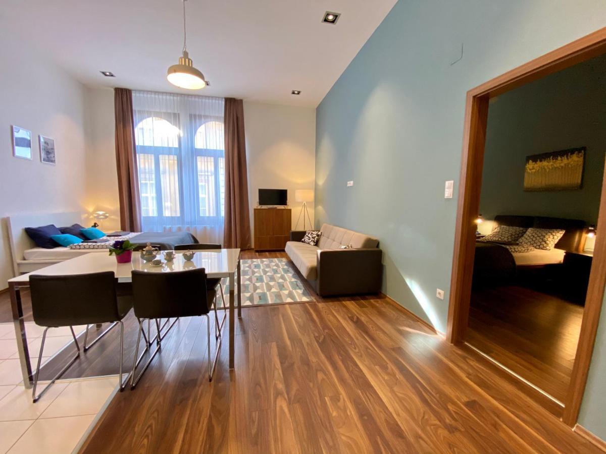 Superior Family Room