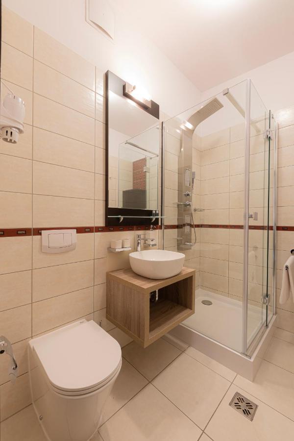 One-Bedroom Suite,979095898:JPEG