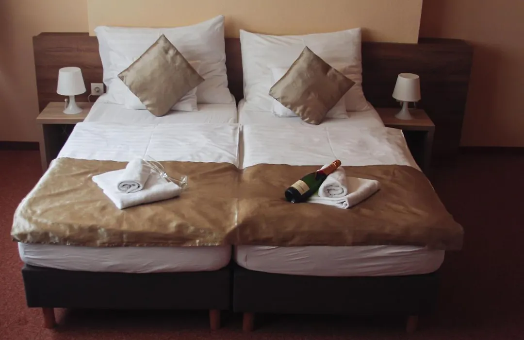 Centrooms Eger-1