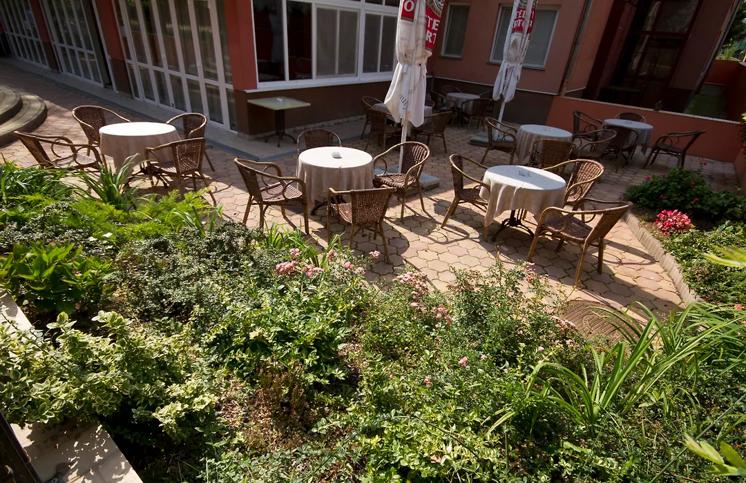 Hotel Alfa Art-1