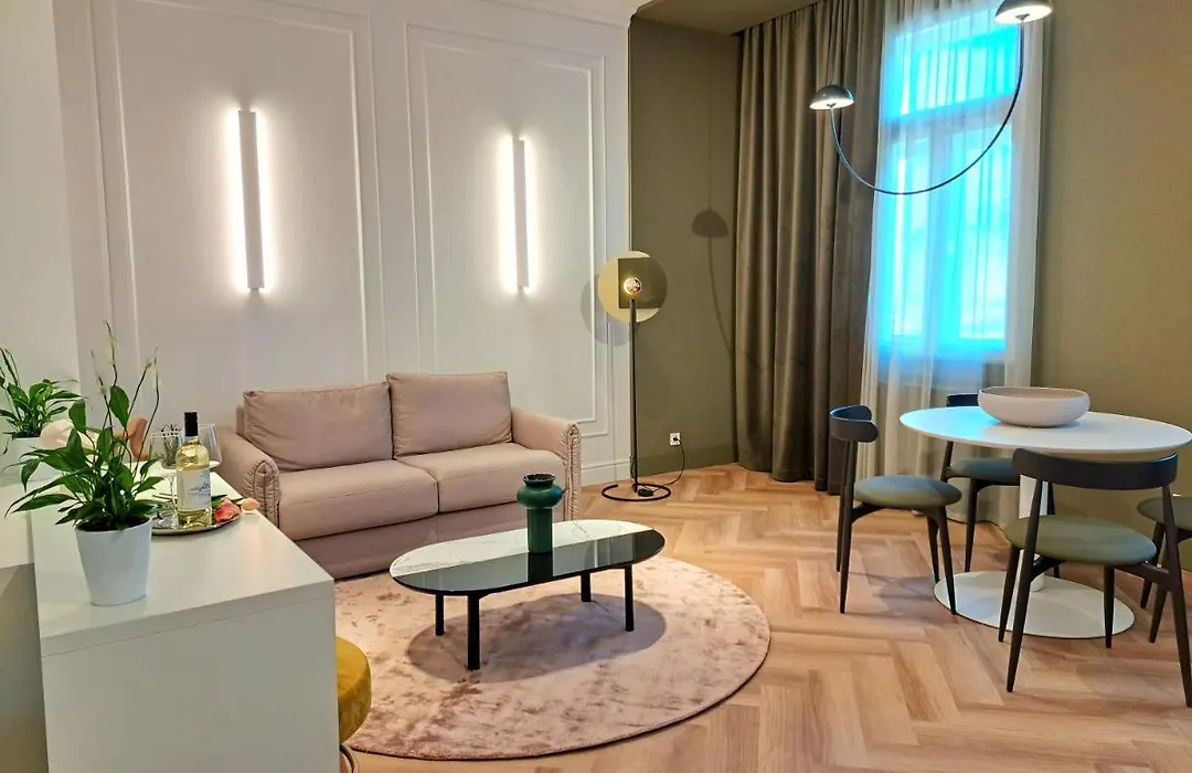 Hotel Domus Collis-1