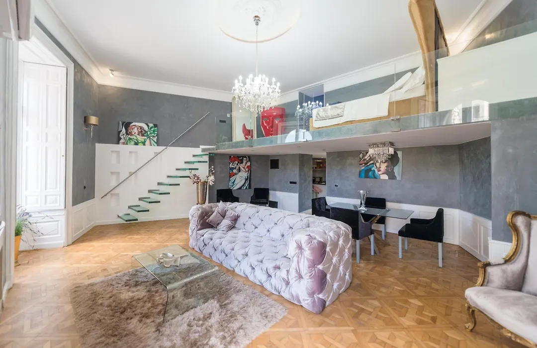 Top Luxury Suites-1