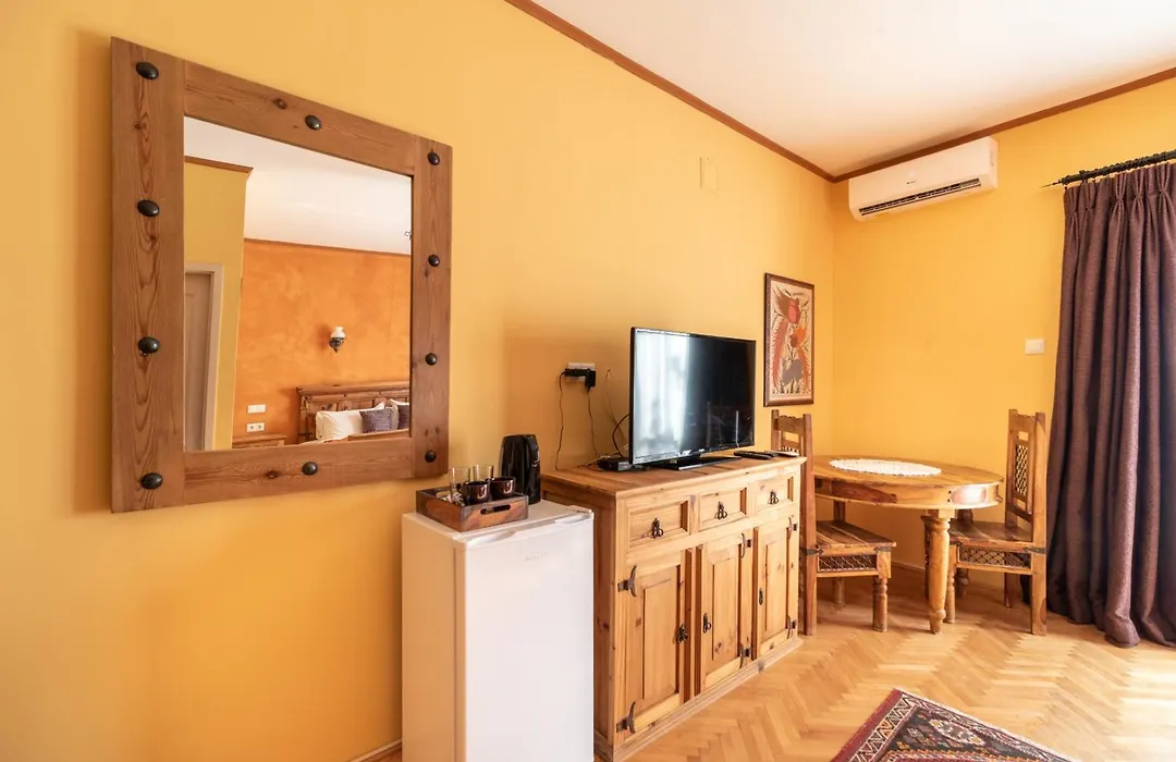 Corona Villa-1