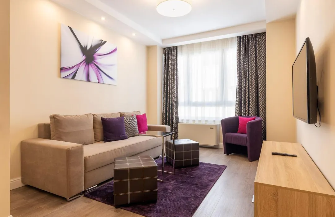 Silver Crown Hotel & Residence, Palace Quarter-1