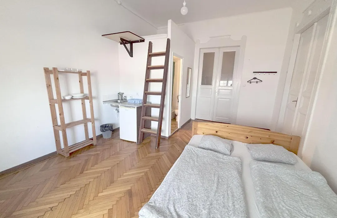 Artist Guest House-1