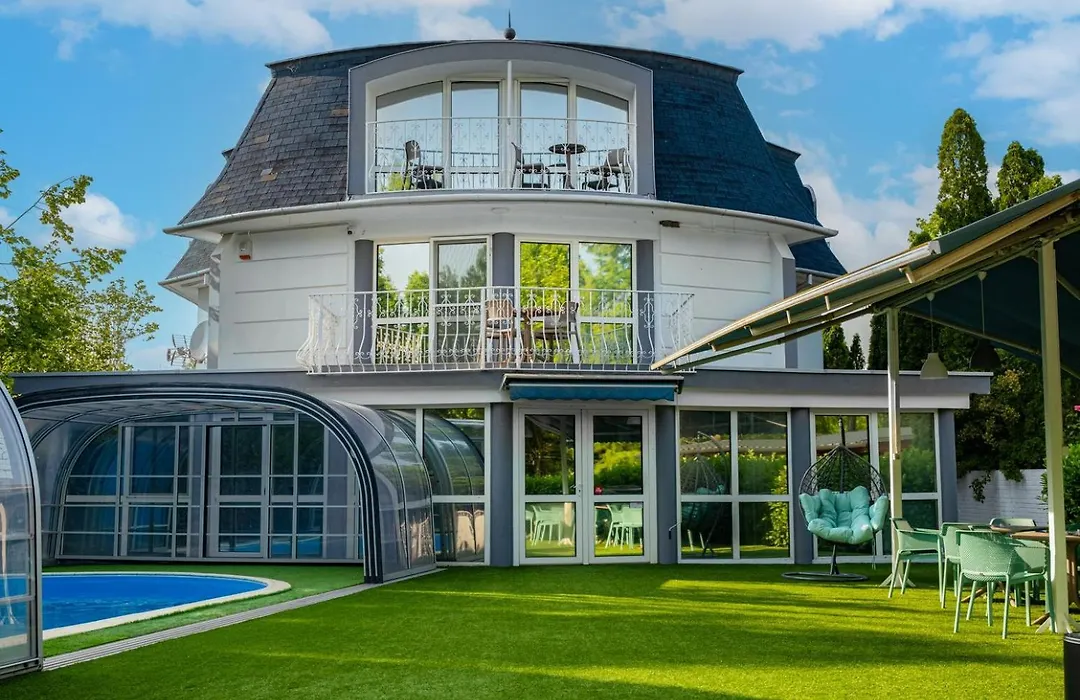 Villa My Lake-1