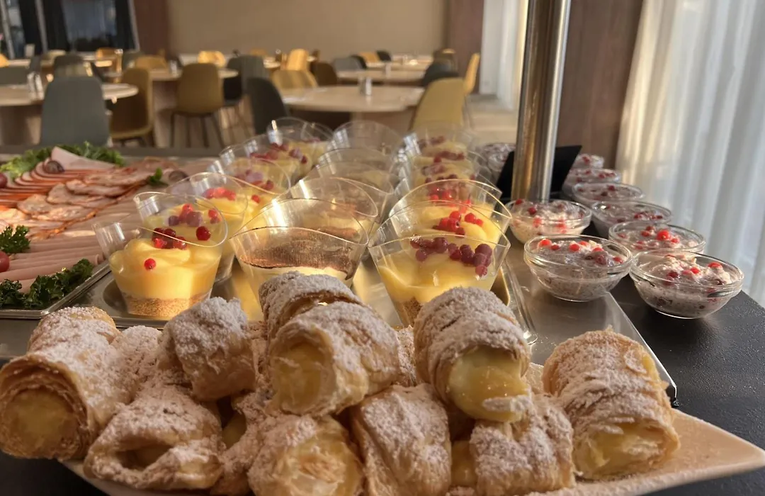 Canada Hotel Budapest-1