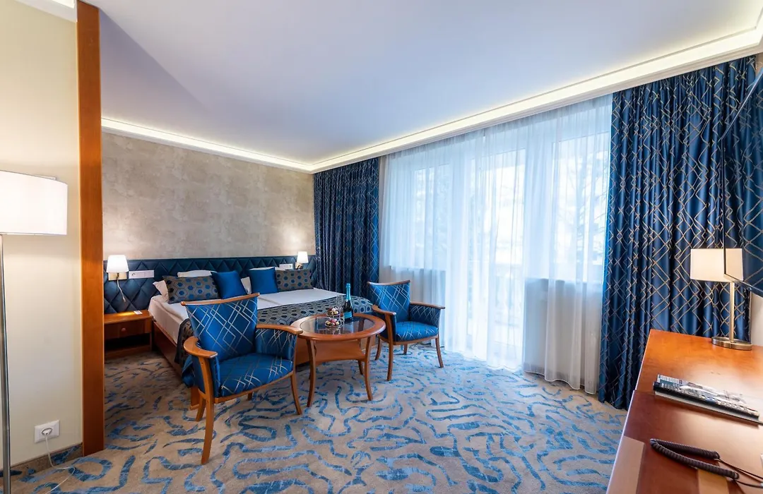 Palace Hotel Heviz-1