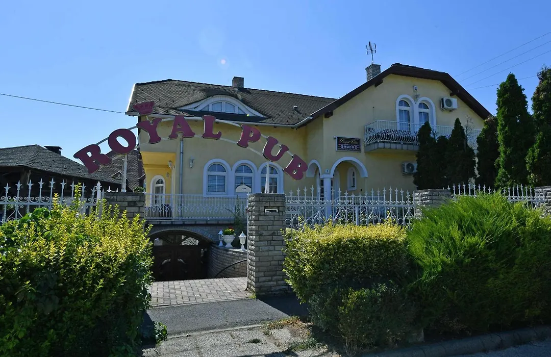 Royal Villa-1