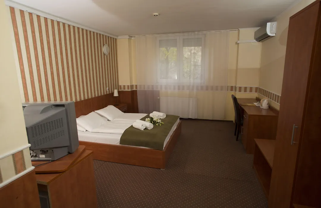 Atlantic Hotel-1