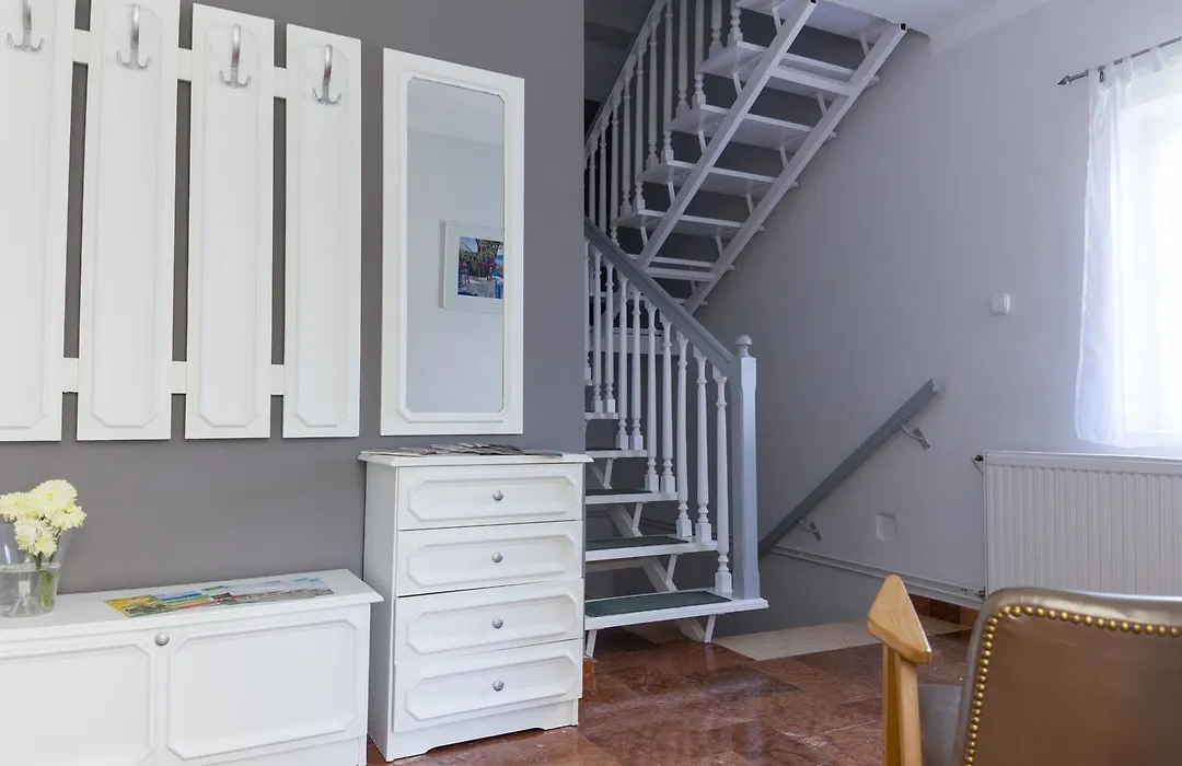Zita Haus-1